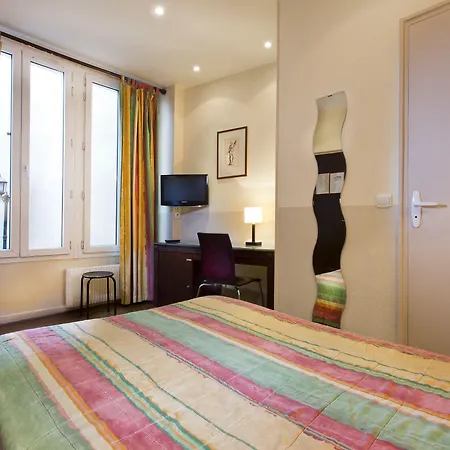 Merryl Hotell
