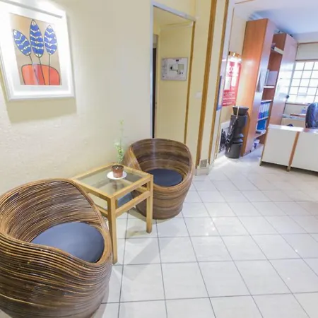 Merryl 3* باريس