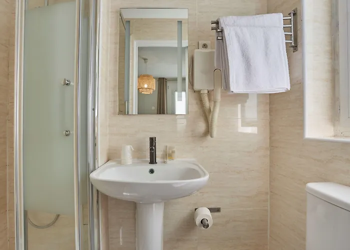 Merryl Hotel 3*