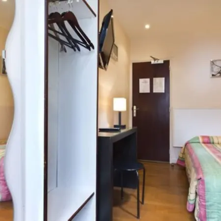 Hotel Merryl Paris