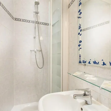 Hotel Merryl 3*